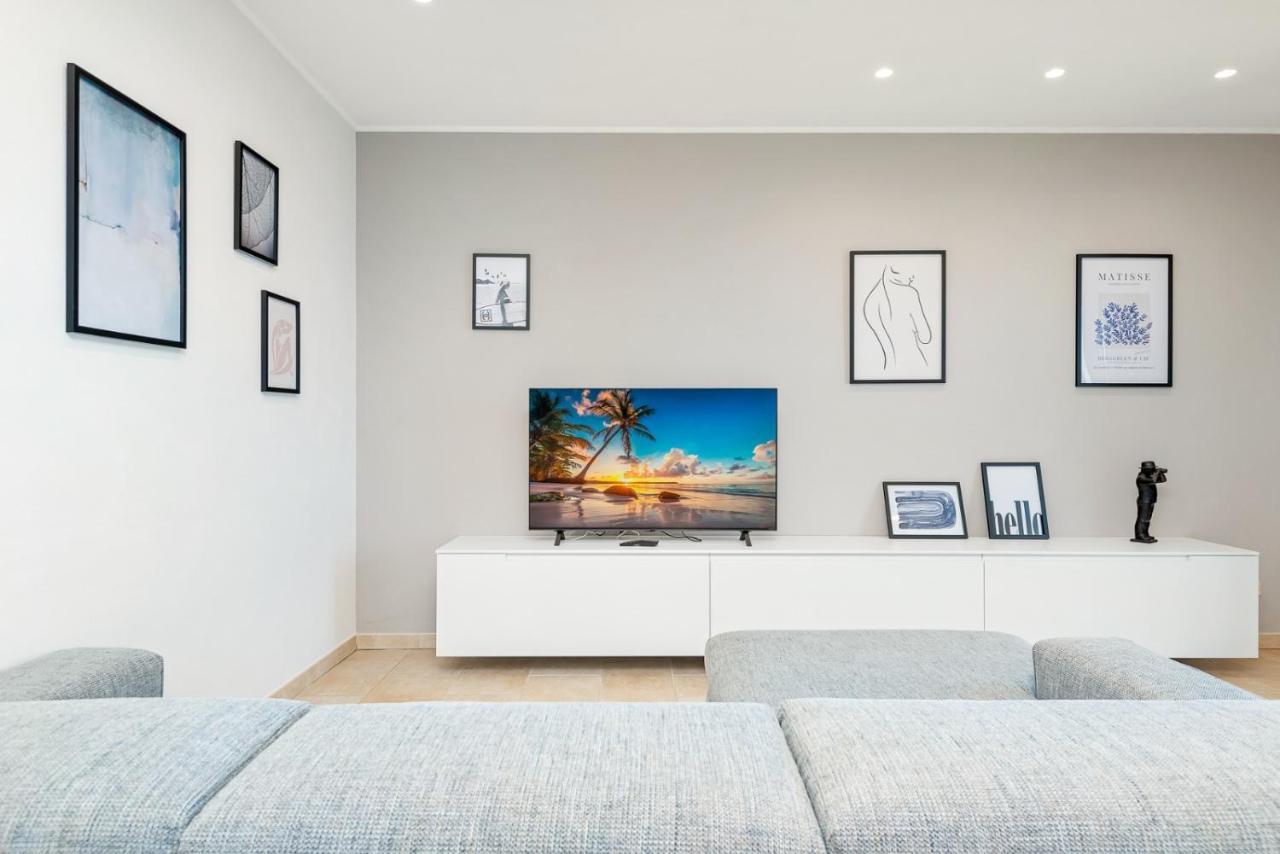 Orizzonte Damare Apartment Воластра Екстериор снимка
