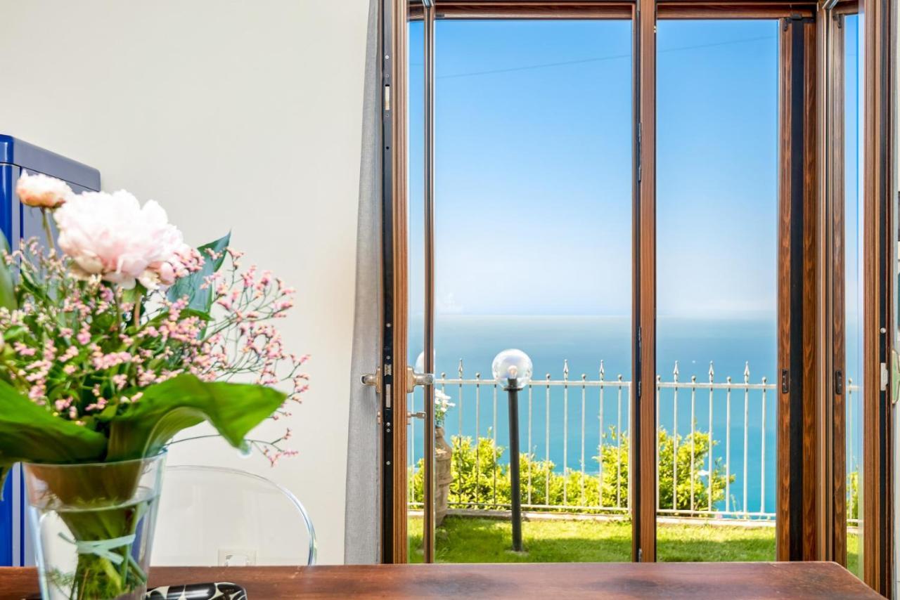 Orizzonte Damare Apartment Воластра Екстериор снимка